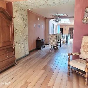 Ines Maria Guest house