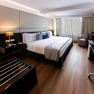 Oro Hotel